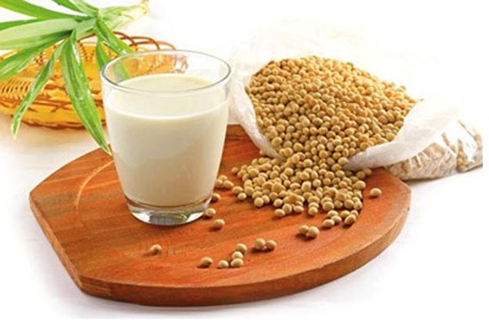 Con trai uống sữa đậu nành có tốt không