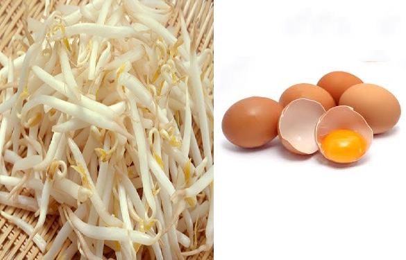 Món giá đỗ với trứng gà